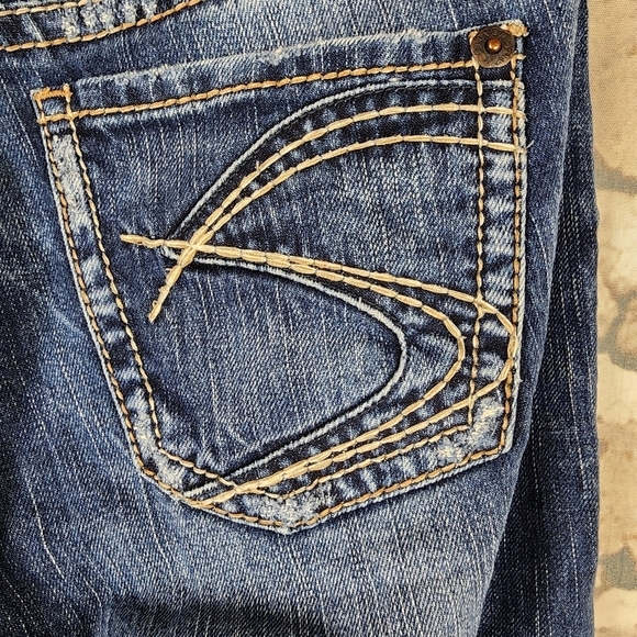 Silver Jeans Natsuki Midrise Bootcut Dark Wash Fade Size 29 - Picture 13 of 16